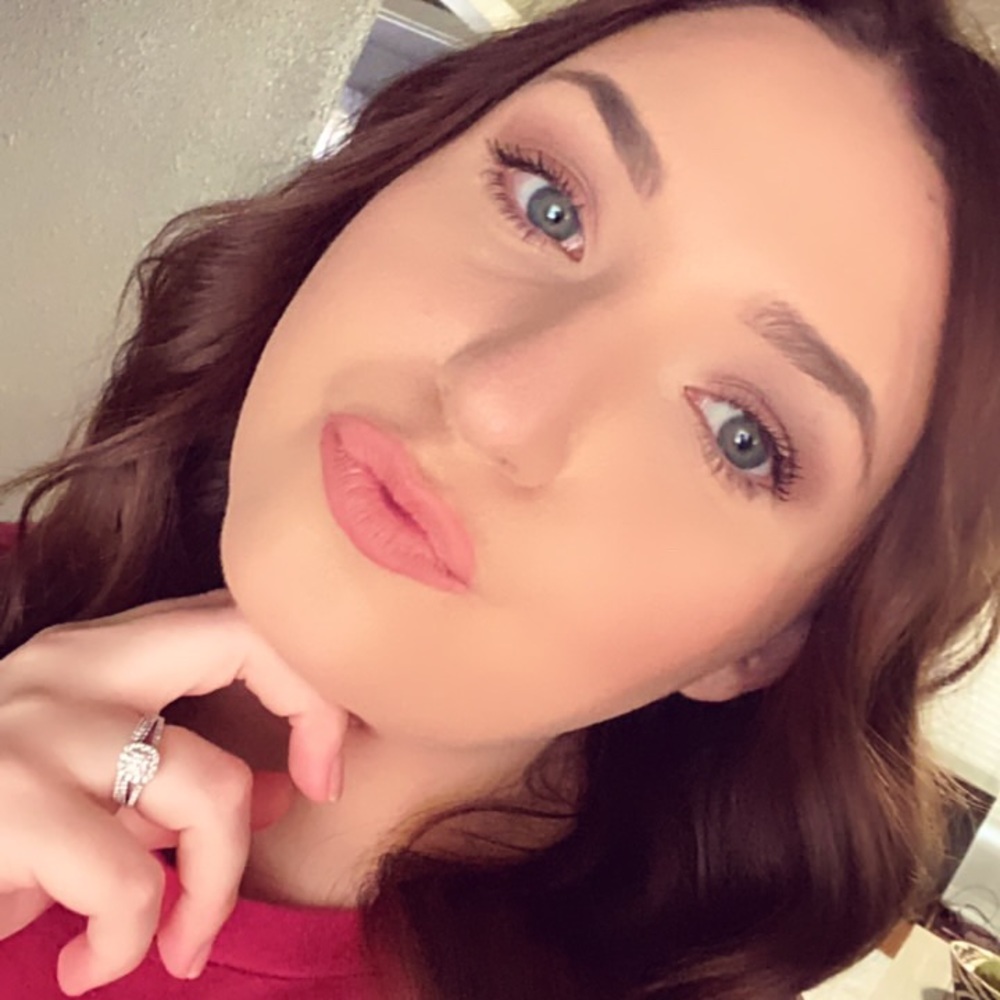 Meet your Posher, Paige